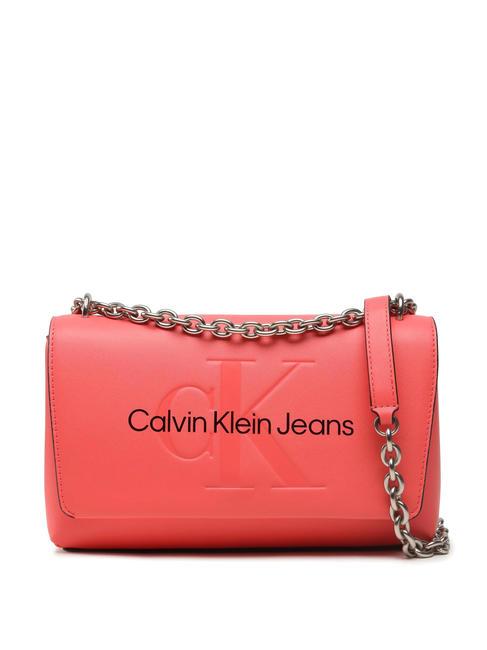 CALVIN KLEIN SCULPTED MONO Wandelbare Tasche mit Klappe dubarry - Damentaschen