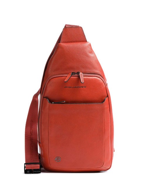 PIQUADRO BLACK SQUARE One-Shoulder-Rucksack aus Leder ORANGE - PC-Rucksäcke