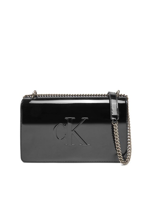 CALVIN KLEIN SCULPTED Wandelbare Tasche mit Lackeffekt pvh schwarz - Damentaschen